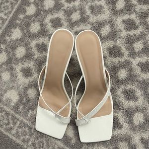 Size 10 White Heeled Sandals NEW